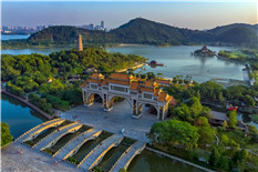 顺峰山公园俯瞰图